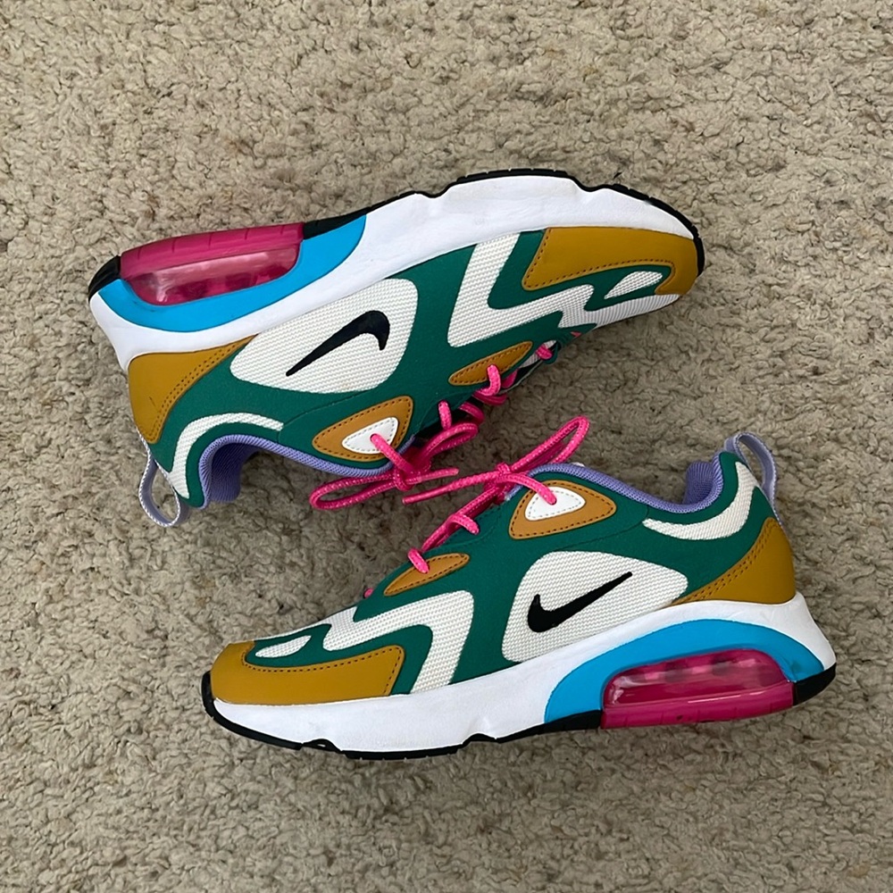 Women’s Nike Airmax Air Max 200